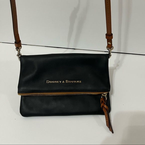 Buy 2 get 1 FREE | Dooney & Bourke crossbody - Picture 2 of 8